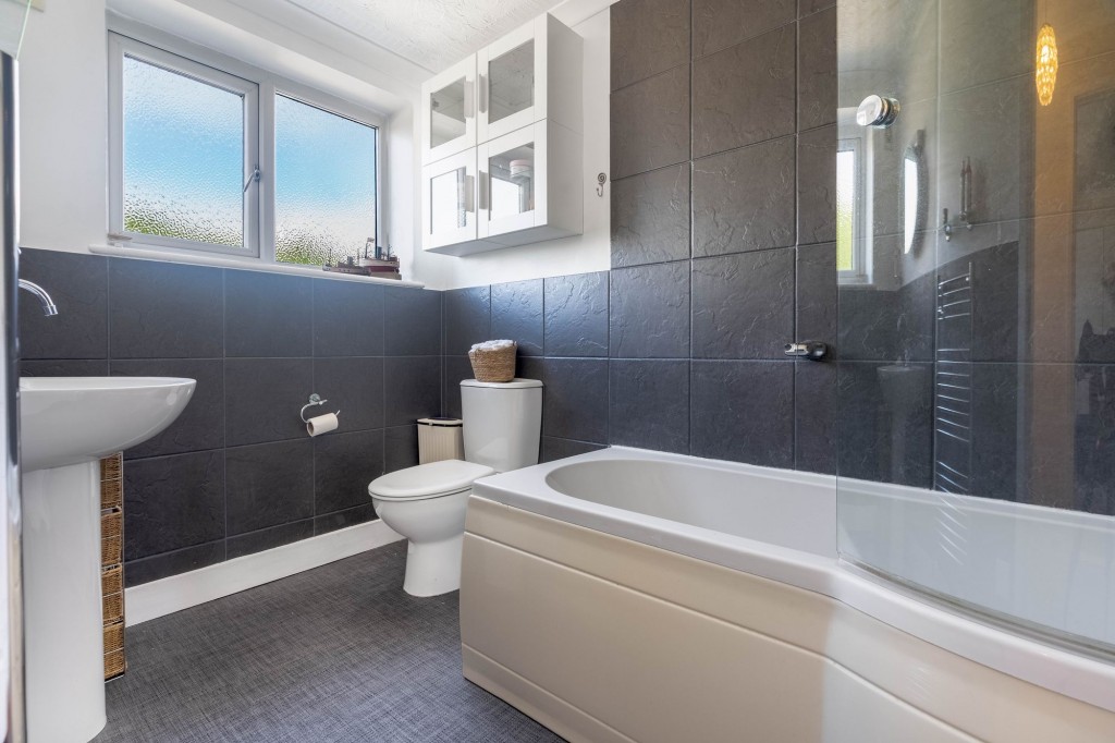 Middle Watch, Swavesey, CB24