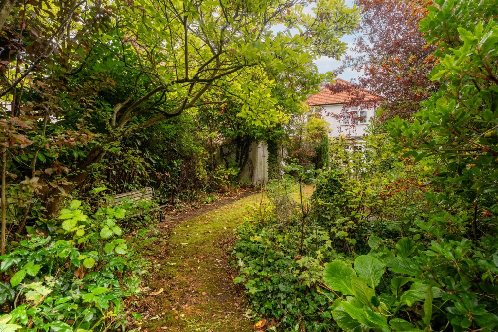 Cambridge Road, Girton, CB3