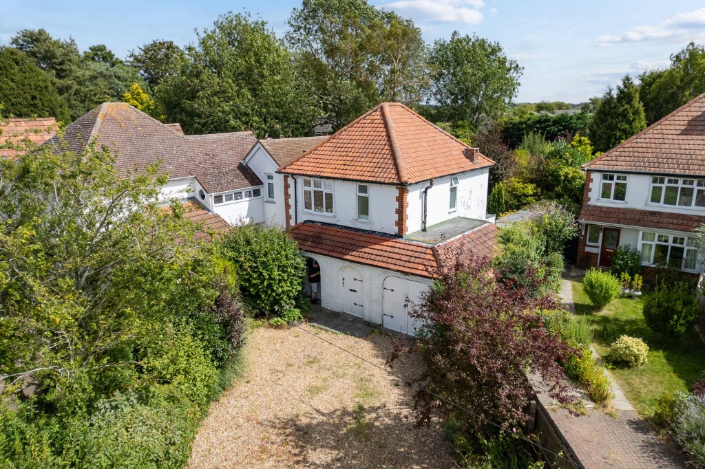 Cambridge Road, Girton, CB3