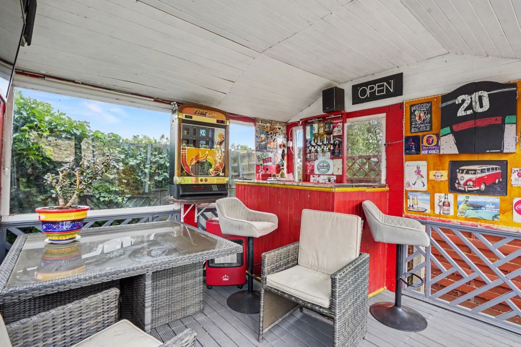 Exning Road, Newmarket, CB8