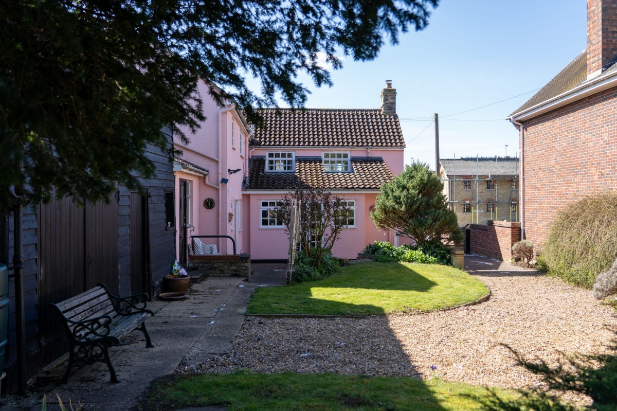 High Street, Lode, CB25