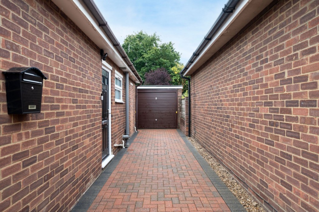 Tythe Piece, Fenstanton, PE28