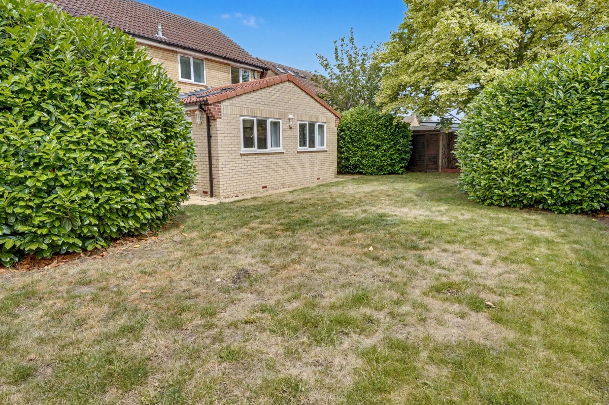 Bill Rickaby Drive, Newmarket, CB8