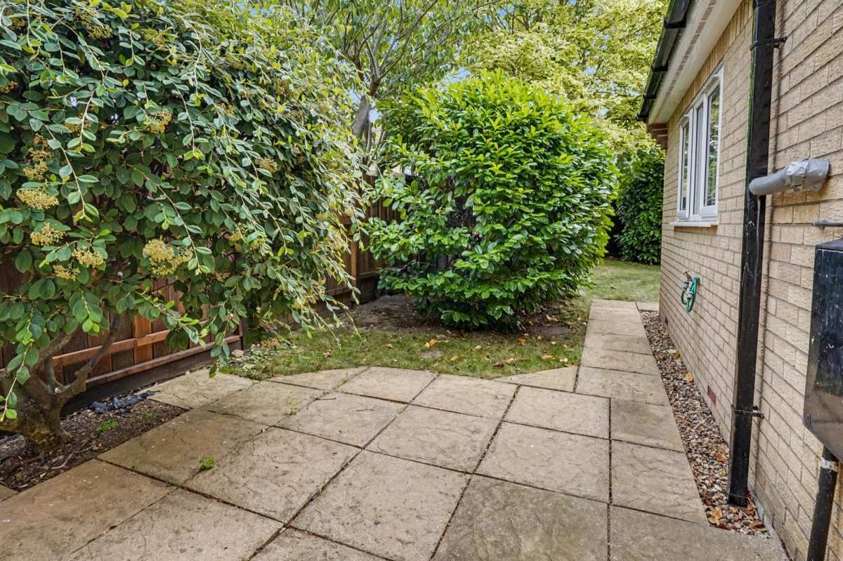 Bill Rickaby Drive, Newmarket, CB8