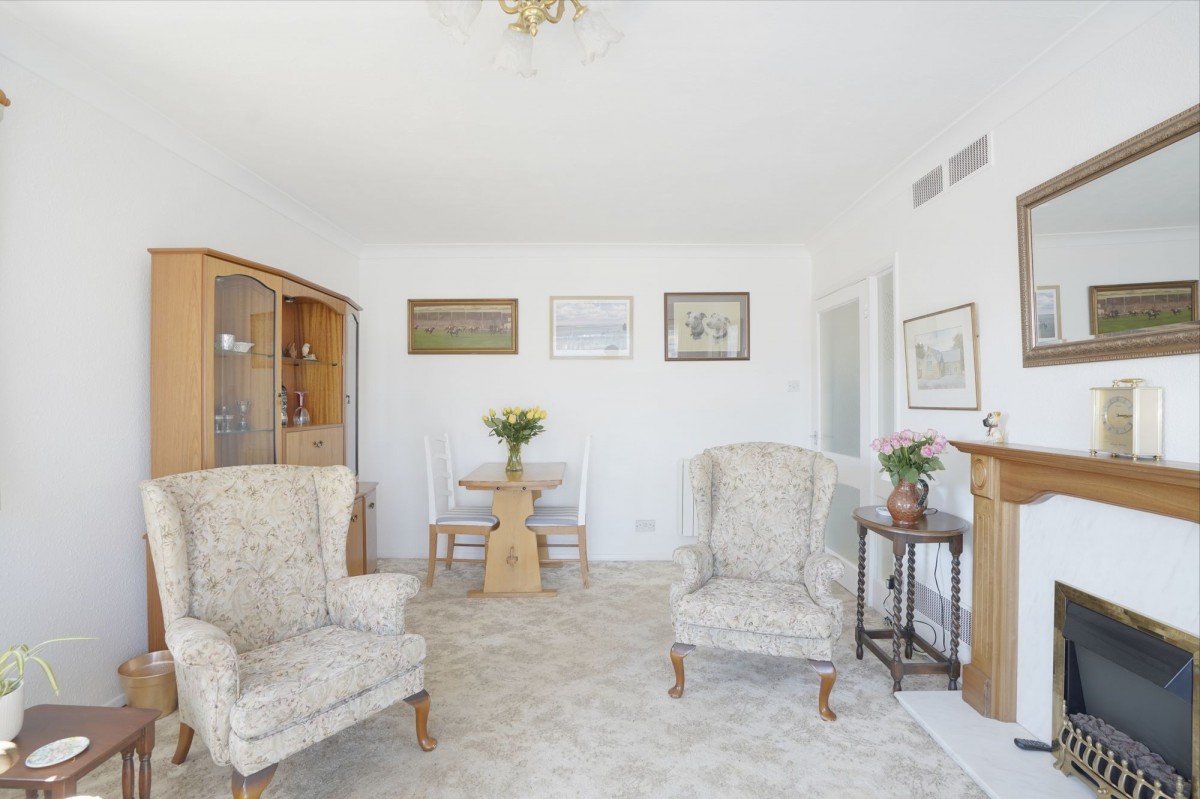 Churchill Avenue, Newmarket, CB8