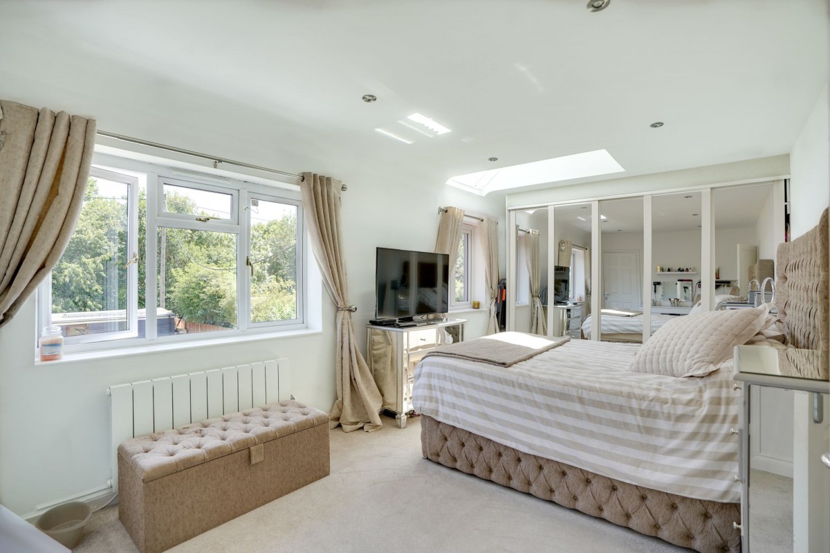 The Street, Kirtling, CB8