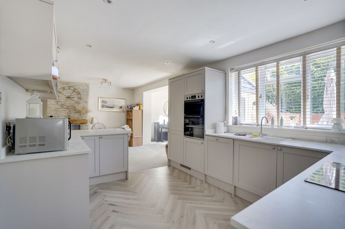 The Street, Kirtling, CB8