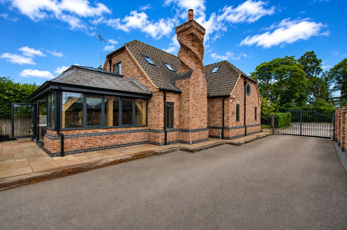 Main Road, Clenchwarton, PE34