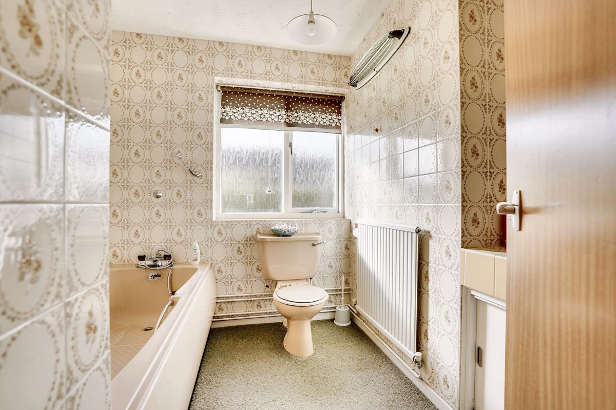 Thorns Close, Wickhambrook, CB8