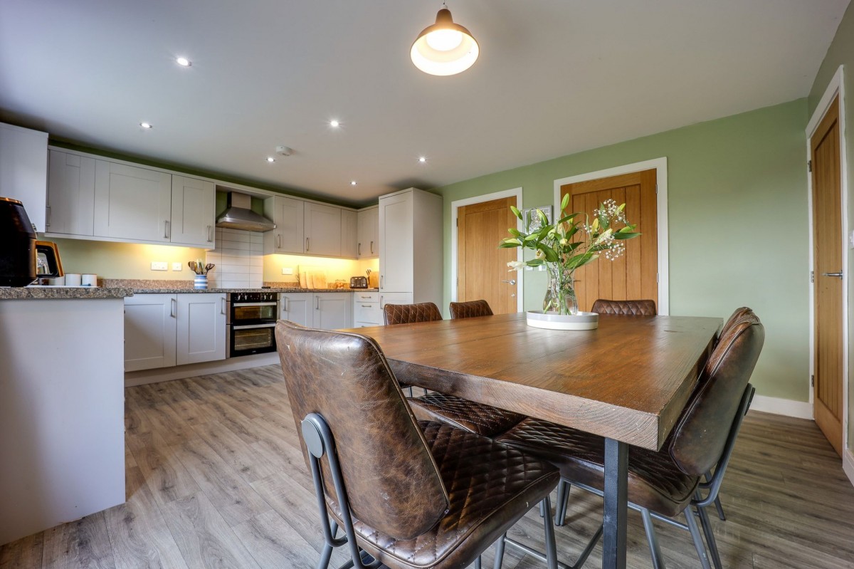 School Road, Walton Highway, PE14