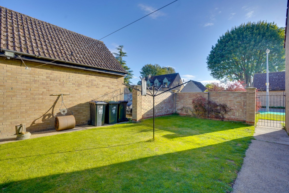 Hythe Close, Burwell, CB25