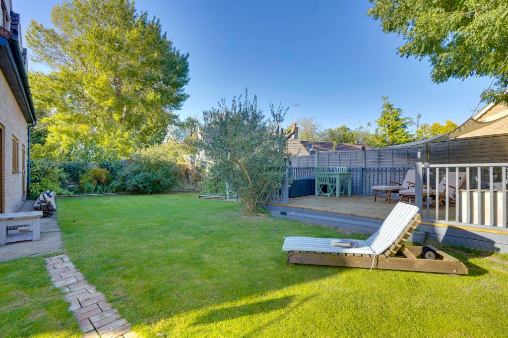 Hythe Close, Burwell, CB25