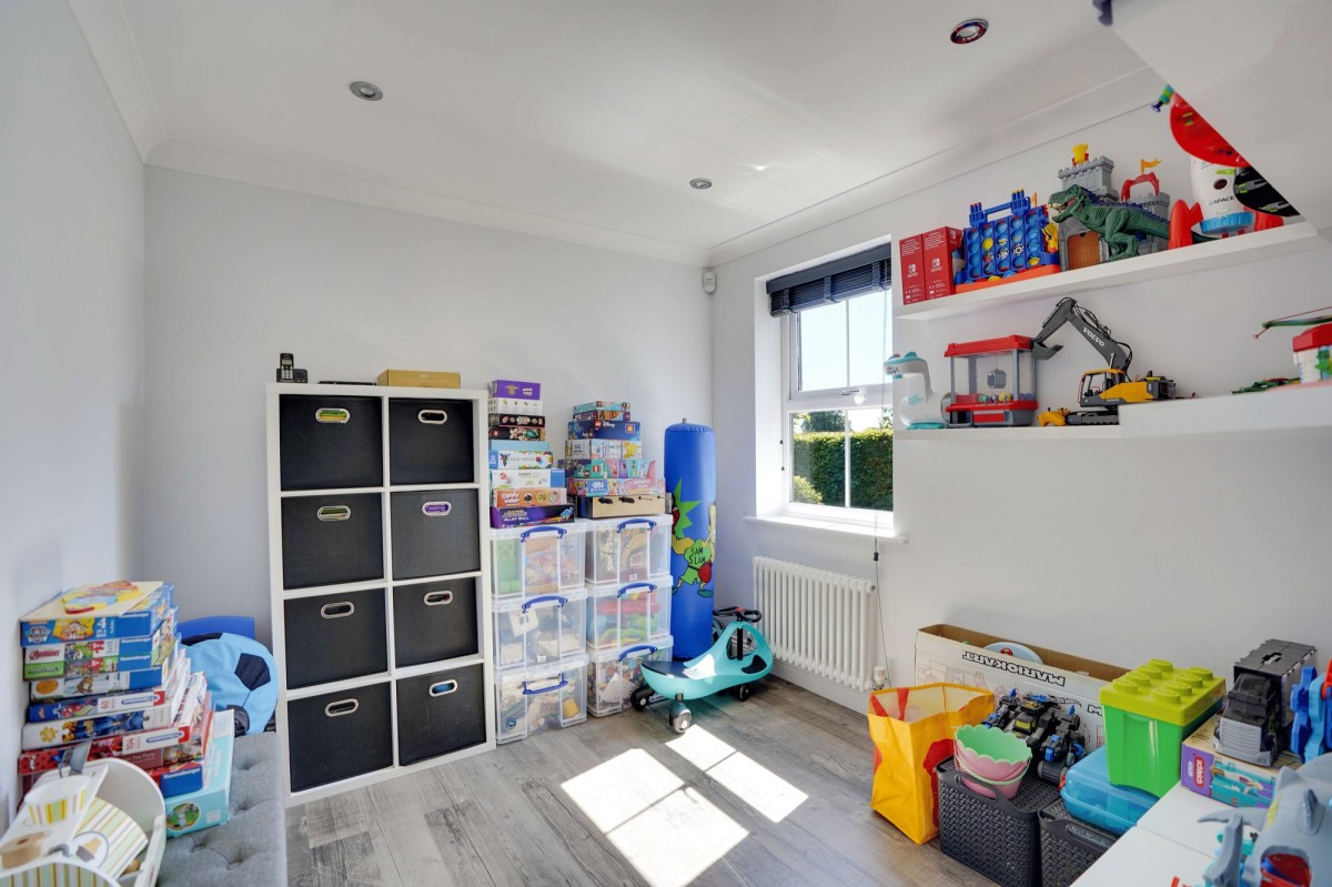 Fox Green, Great Bradley, CB8