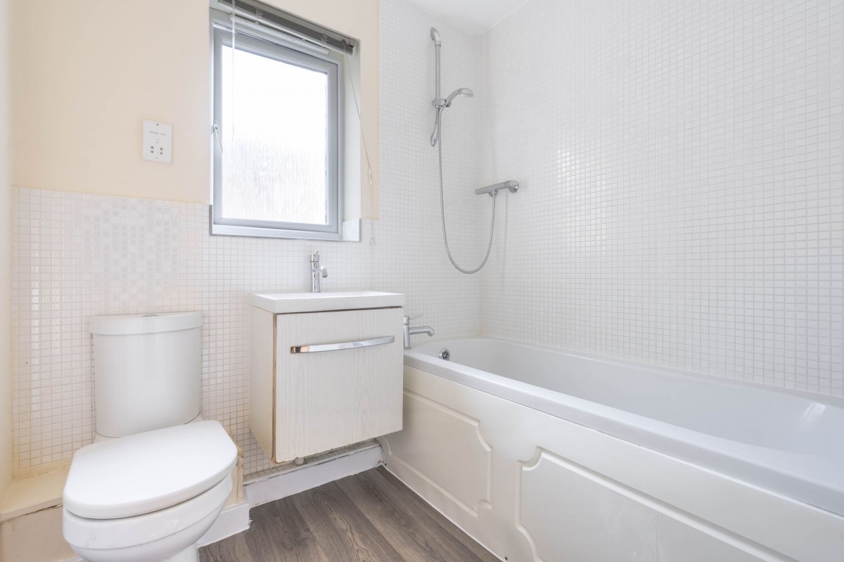 Chariot Way, Cambridge, CB4