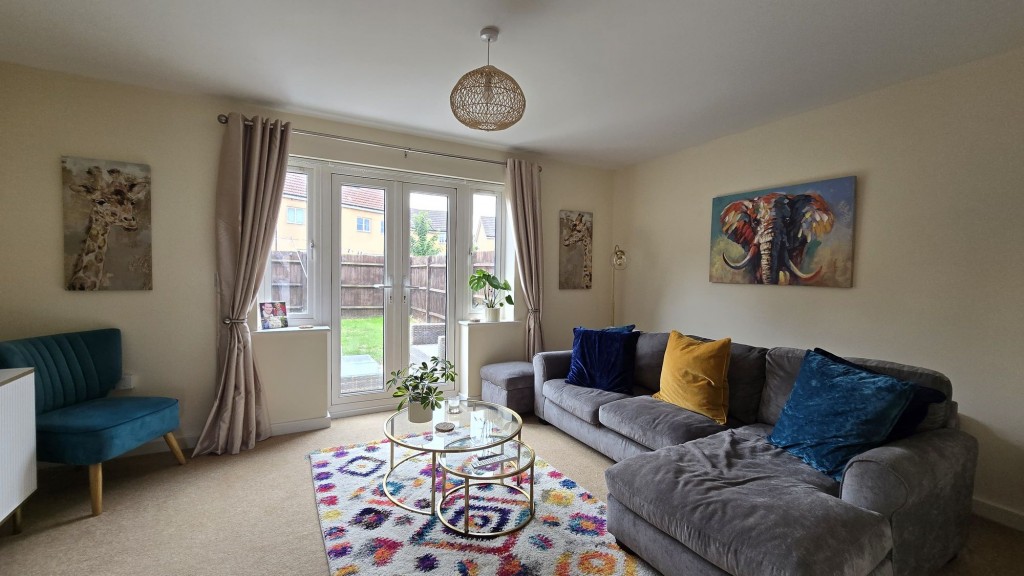 Bramble Walk, Red Lodge, IP28