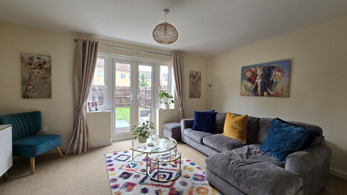 Bramble Walk, Red Lodge, IP28