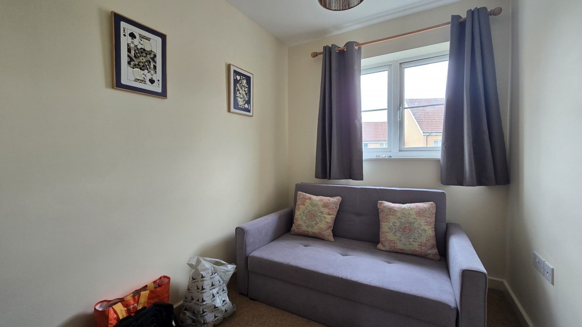 Bramble Walk, Red Lodge, IP28