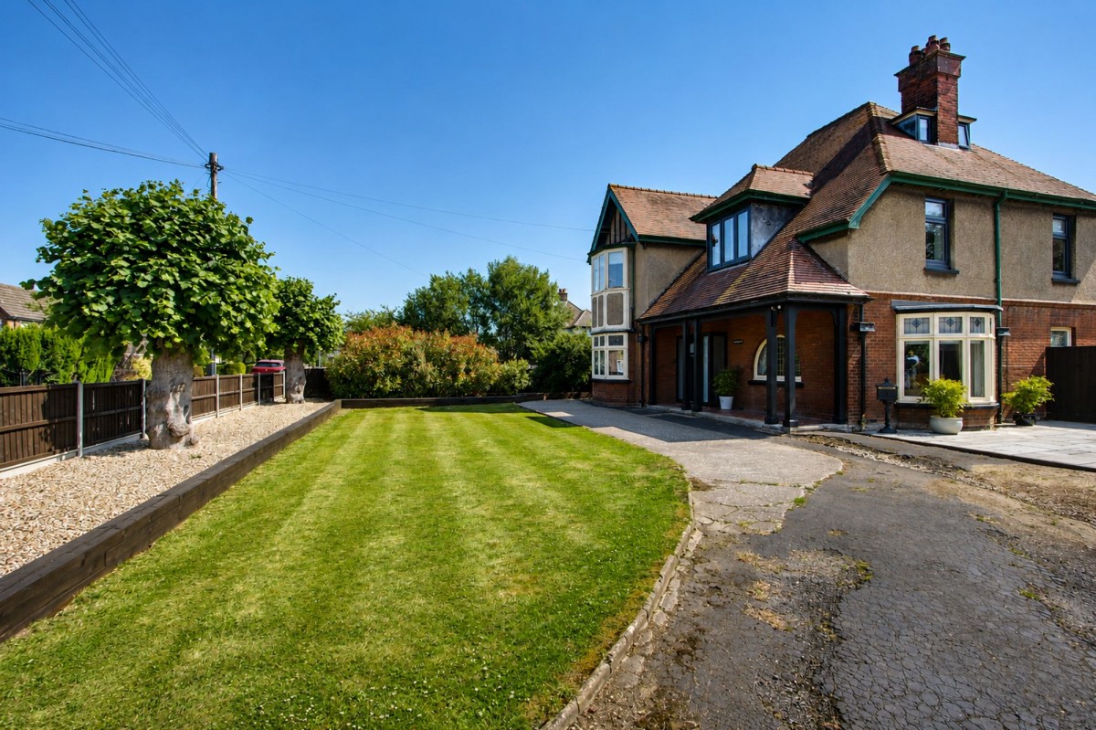 48 New Road, Sutton Bridge, PE12
