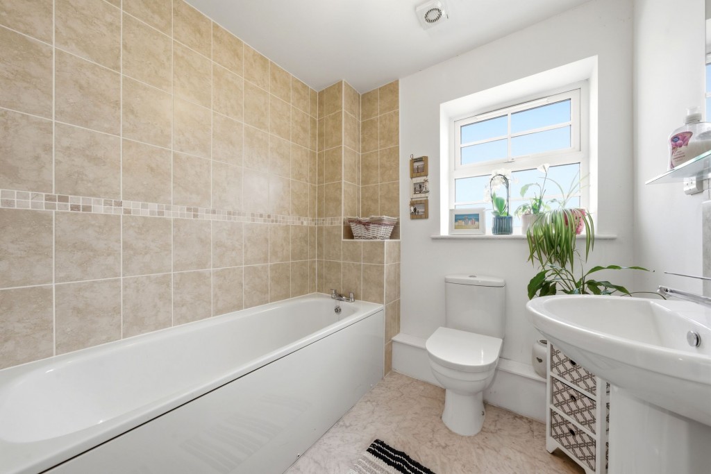 Aspinalls Yard, Willingham, CB24