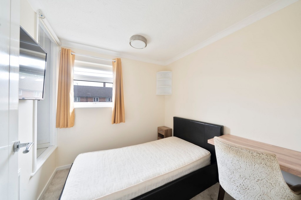 Woodhouse Way, Cambridge, CB4