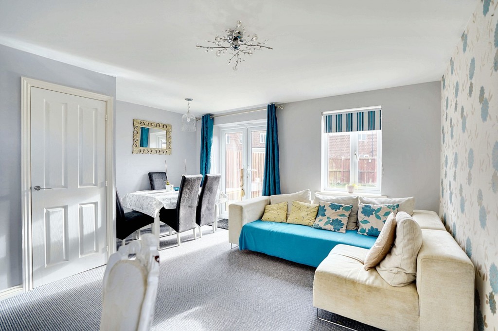 Rosehip Avenue, Red Lodge, IP28