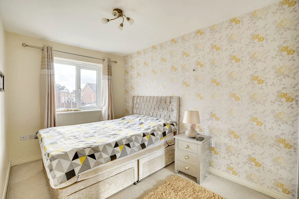 Rosehip Avenue, Red Lodge, IP28