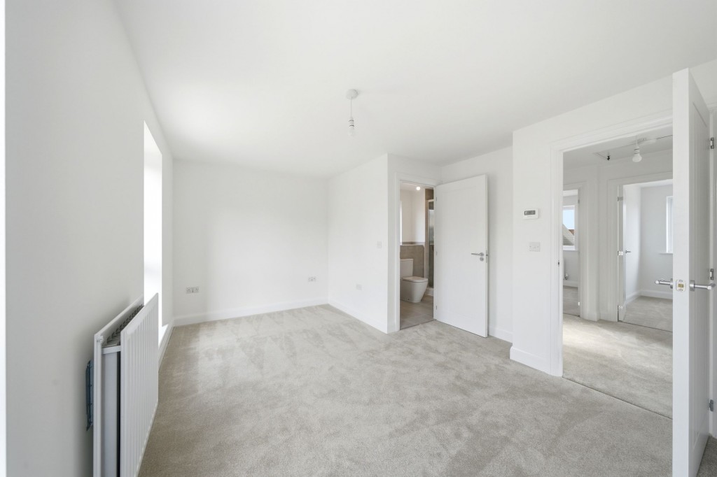 Aylesbury Walk, Northstowe, CB24