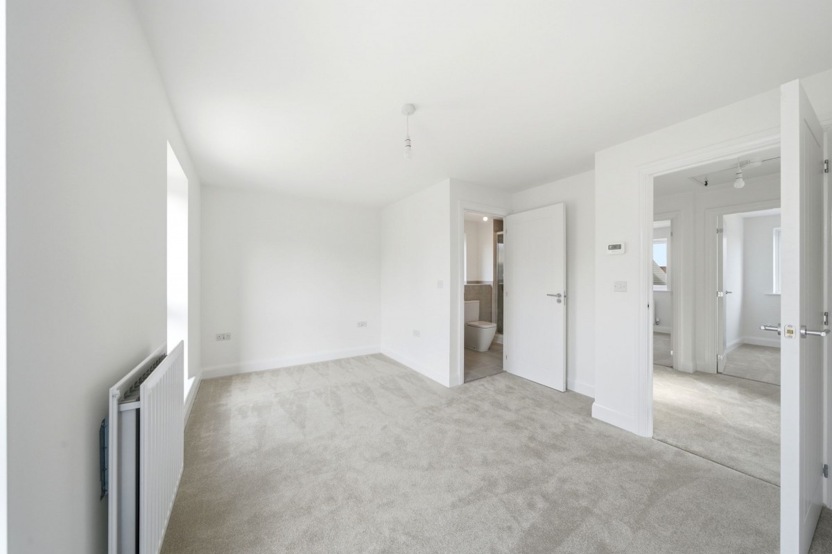 Aylesbury Walk, Northstowe, CB24