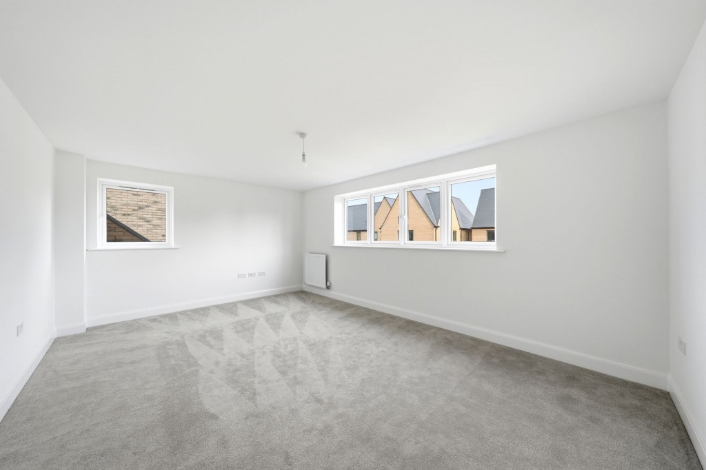 Aylesbury Walk, Northstowe, CB24