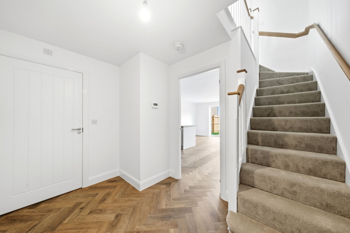 Aylesbury Walk, Northstowe, CB24