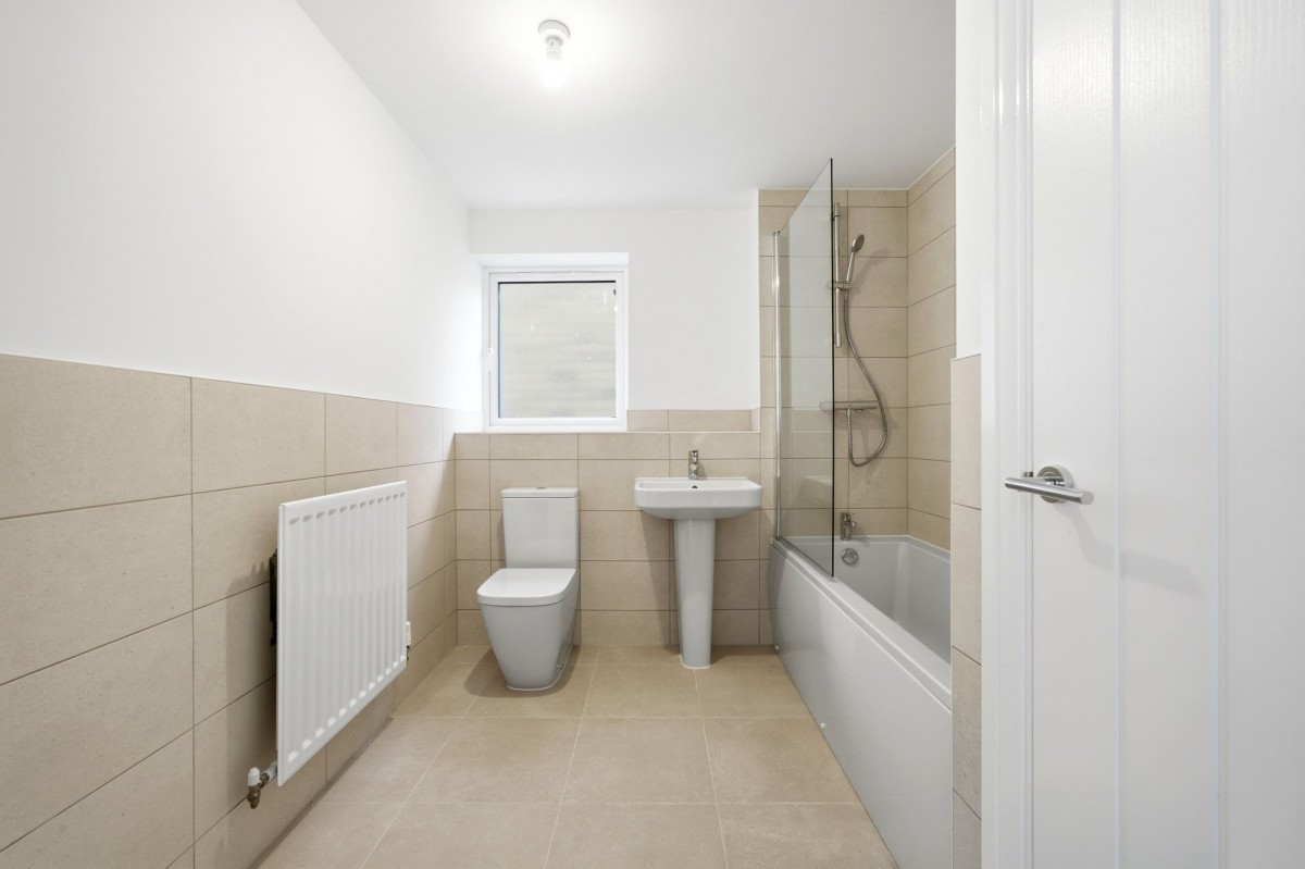 Aylesbury Walk, Northstowe, CB24