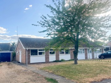 Linden Way, Haddenham, CB6