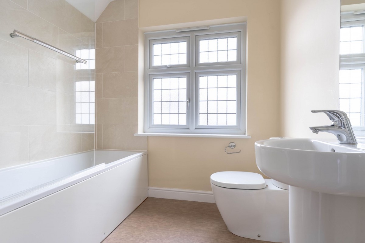 St. Edmunds Way, Hauxton, CB22