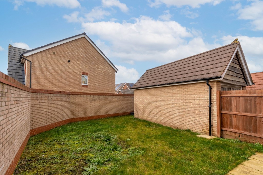 St. Edmunds Way, Hauxton, CB22