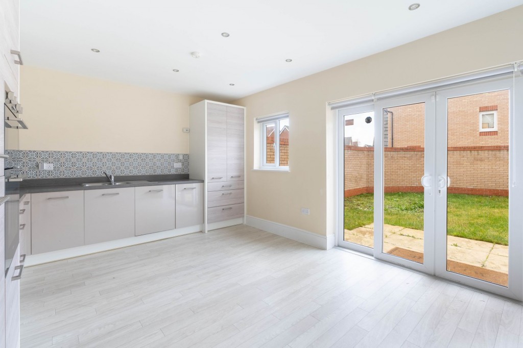 St. Edmunds Way, Hauxton, CB22