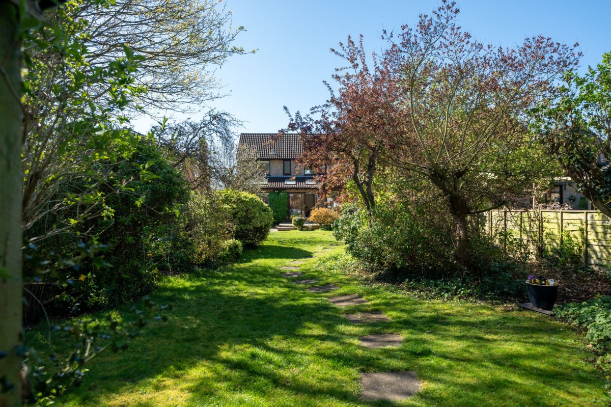 Newington, Willingham, CB24