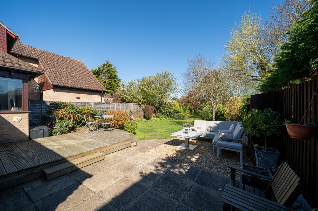 Newington, Willingham, CB24