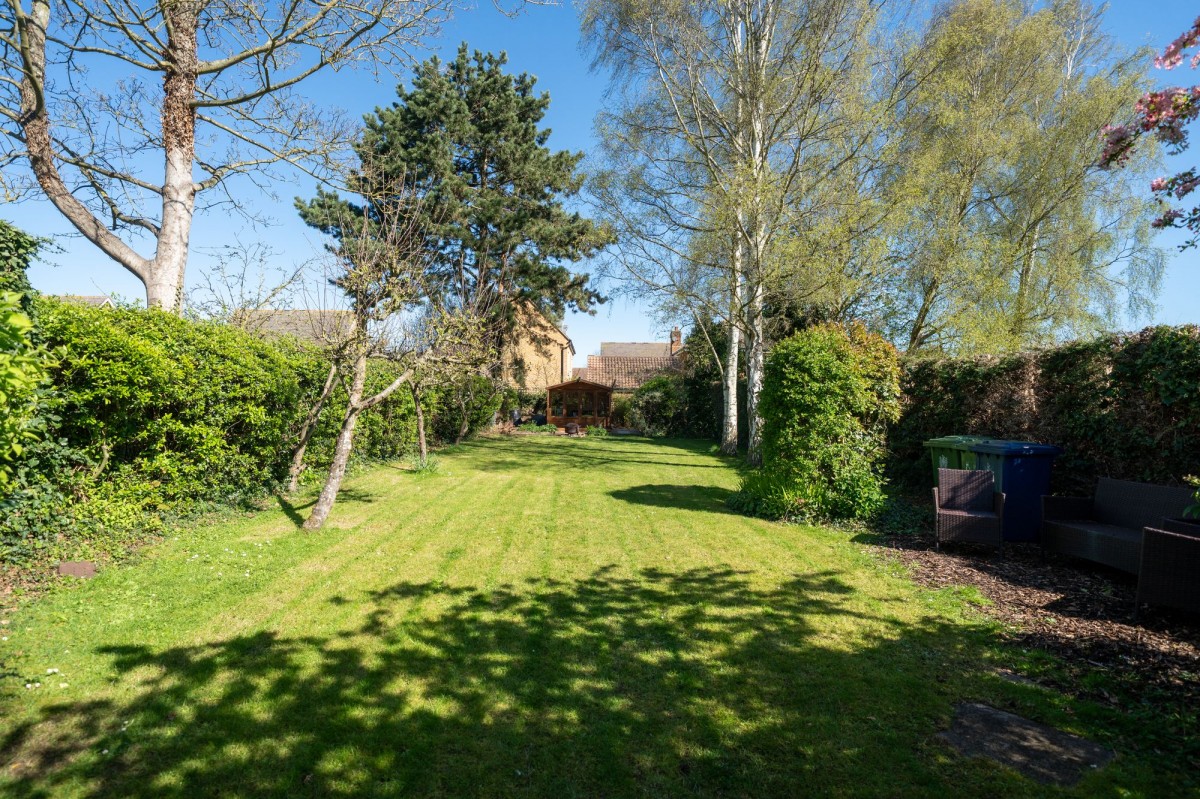 Newington, Willingham, CB24