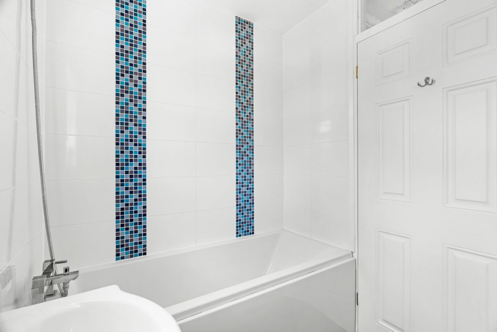 Wheatsheaf Way, Linton, CB21