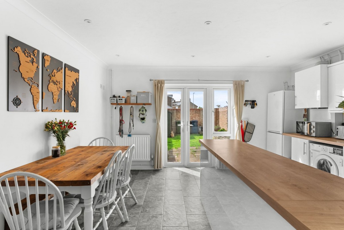 Wheatsheaf Way, Linton, CB21