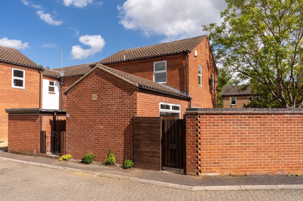 Tribune Court, Cambridge, CB4