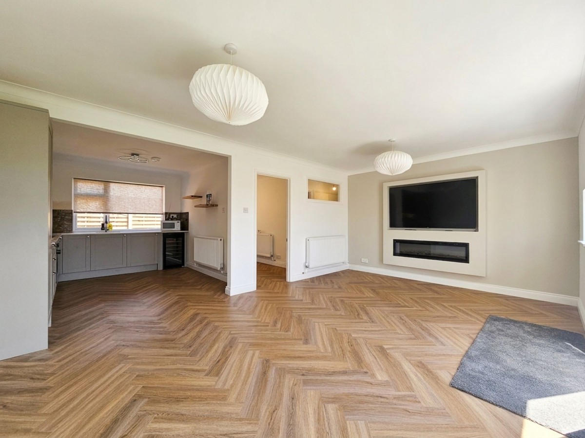 Tulyar Walk, Newmarket, CB8