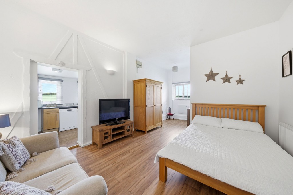 Haverhill Road, Horseheath, CB21