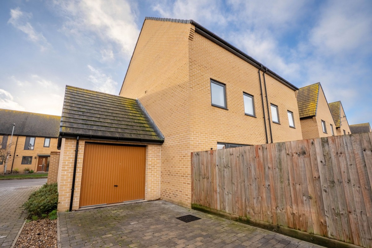 Heron Road, Northstowe, CB24