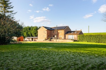 Hundred Foot Bank, Littleport, CB6