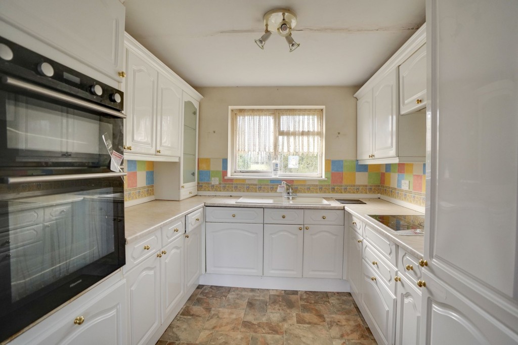 Queen Street, Cowlinge, CB8