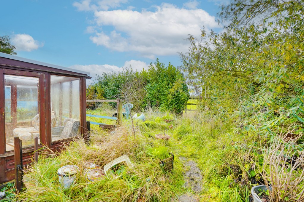 Queen Street, Cowlinge, CB8