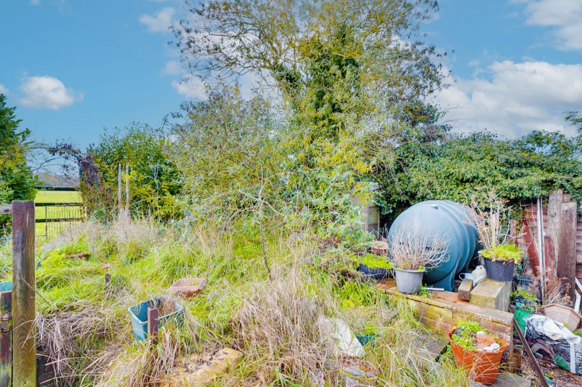 Queen Street, Cowlinge, CB8