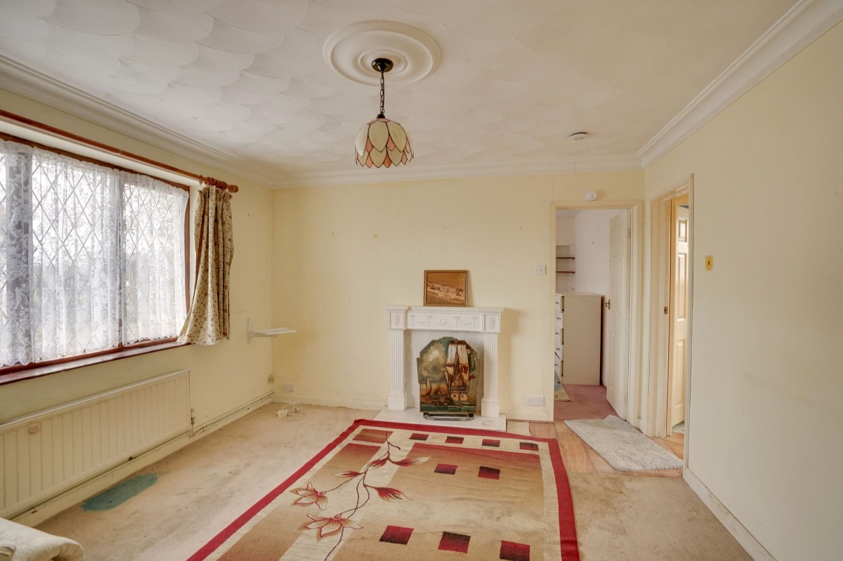 Queen Street, Cowlinge, CB8