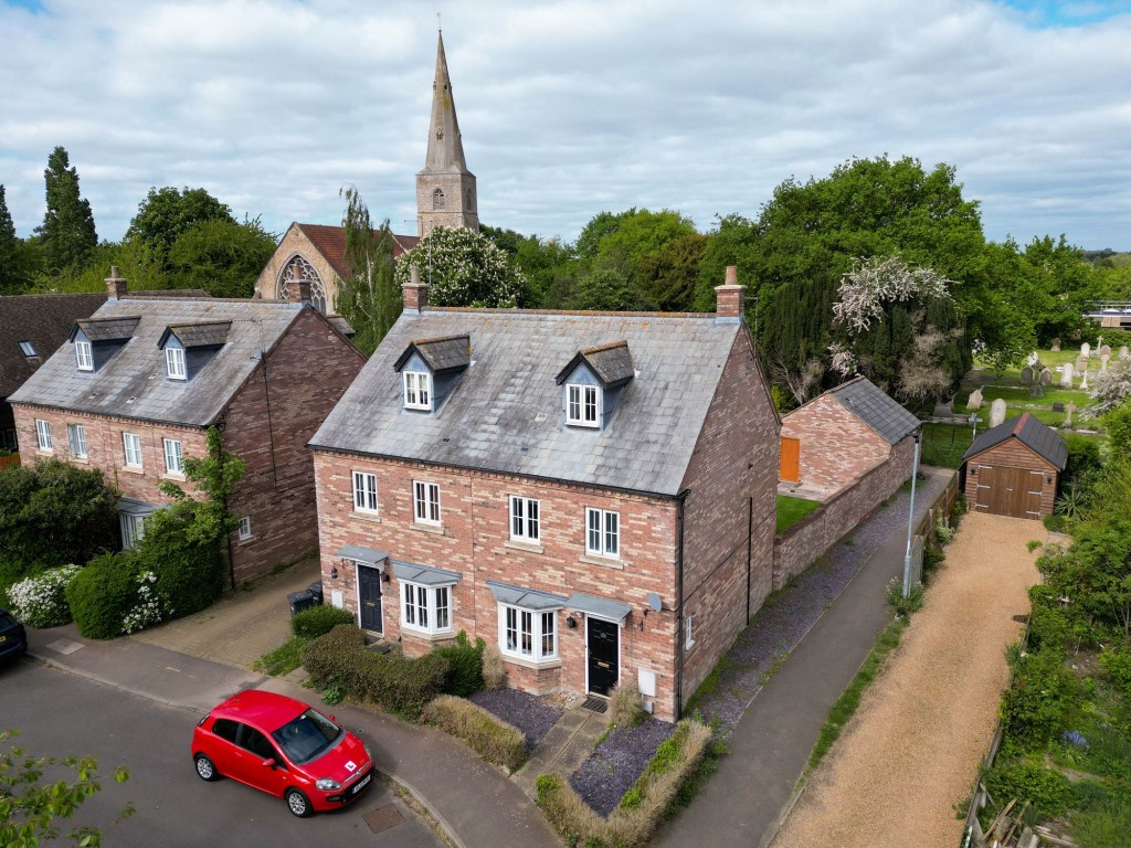 Hampton Close, Fenstanton, PE28